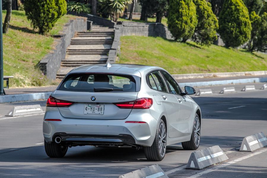  BMW 118i Sportline (F40) 2019 года  (MX) (фото 15 из 31)